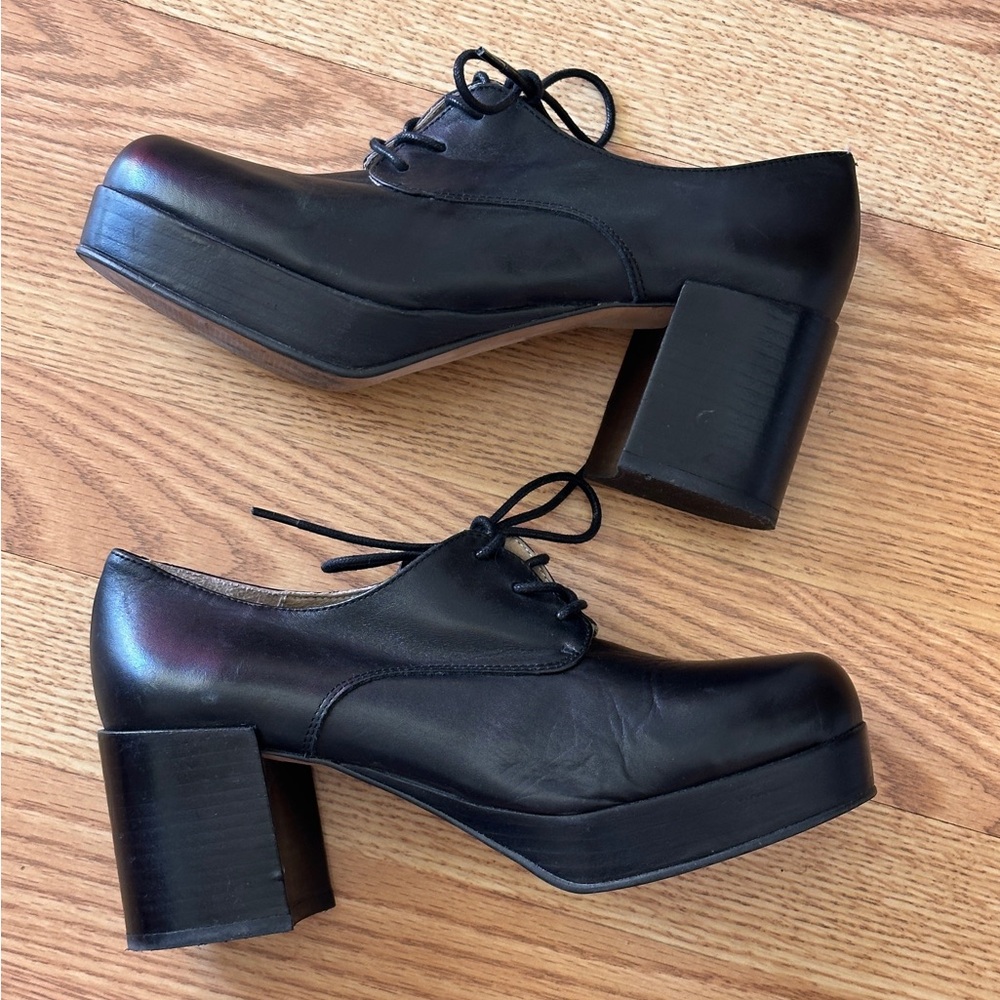 INTENTIONALLY BLANK Albany Chunky Black Platform Lace-Up Shoes Size 6